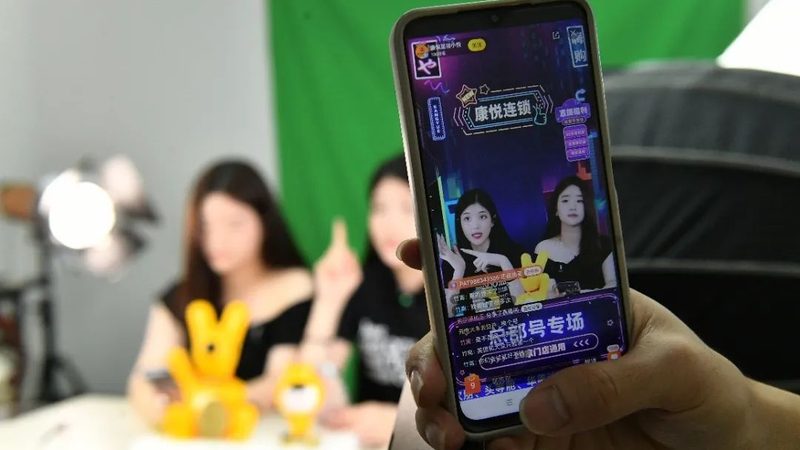 照顾半自理老人保姆怎么收费